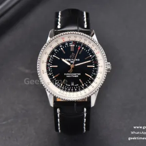 Navitimer V7F 41mm cadran noir bracelet cuir noir A2824