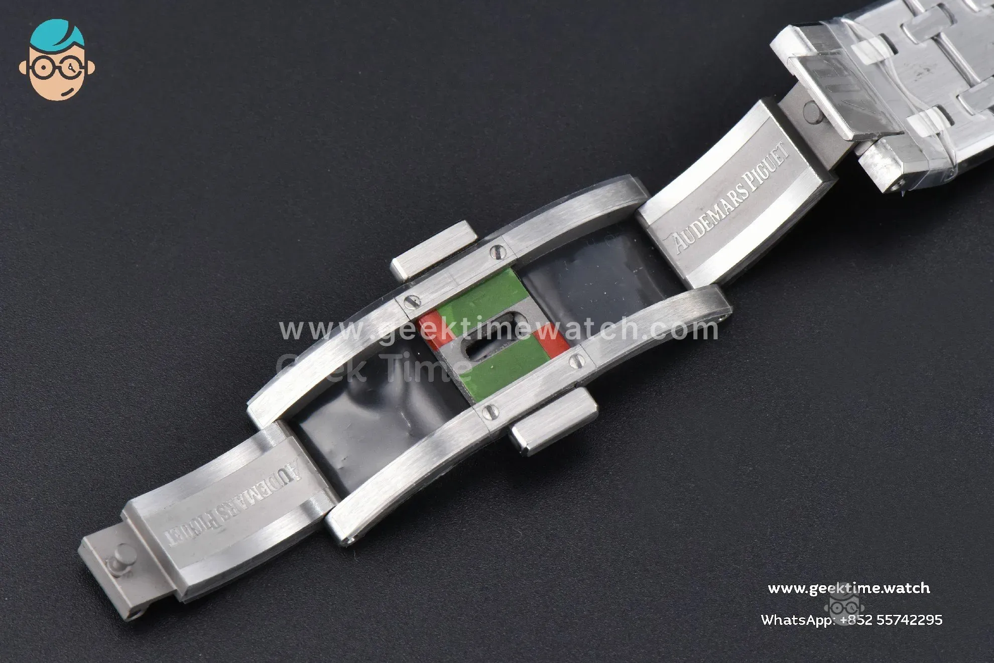 Royal Oak Ladies 67650ST 33mm ZF SS esfera roja con números arábigos brazalete SS Quartz - Image 16