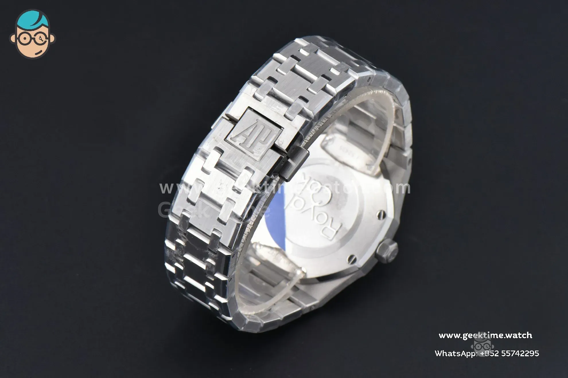 Royal Oak Ladies 67650ST 33mm ZF SS esfera roja con números arábigos brazalete SS Quartz - Image 15