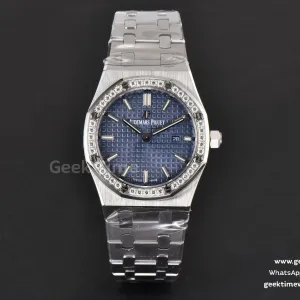 Royal Oak Ladies 33mm 8F esfera azul con diamantes brazalete SS Swiss Quartz