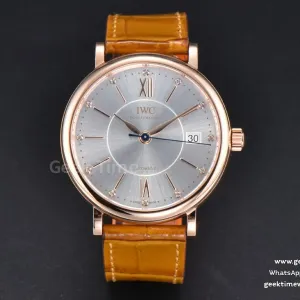 Portofino V7F 37mm RG esfera plateada índices RG correa de piel marrón A2892