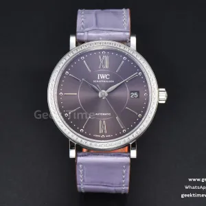 Portofino V7F 37mm esfera gris con diamantes índices plateados correa de piel color uva A2892
