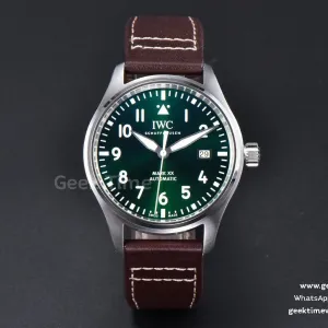 Pilot Mark XX IW328205 ZF 40mm quadrante verde cinturino in pelle marrone A32111