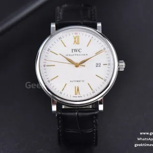 Portofino ‘150 Years’ 40mm V7F quadrante bianco indici YG cinturino in pelle nera A2892/SW200