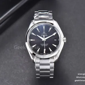 Aqua Terra 150M VSF 41mm quadrante nero texturizzato bracciale SS A8500