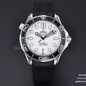 Seamaster Diver 300M 42mm ZF schwarze Keramik weißes Zifferblatt schwarzes Kautschukarmband A8800