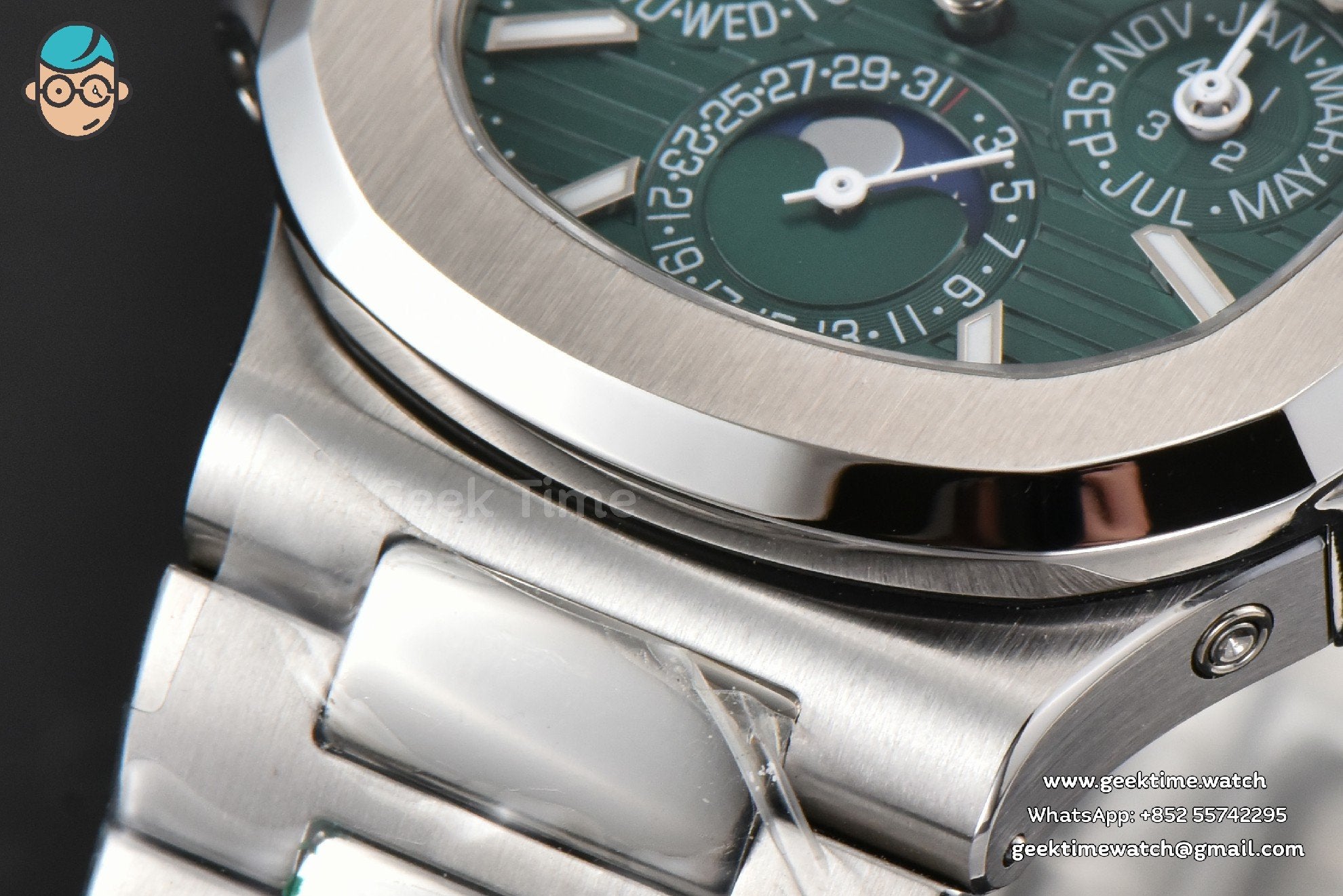 Nautilus 5740 40mm TWF Green Dial SS Bracelet A240 - Image 8