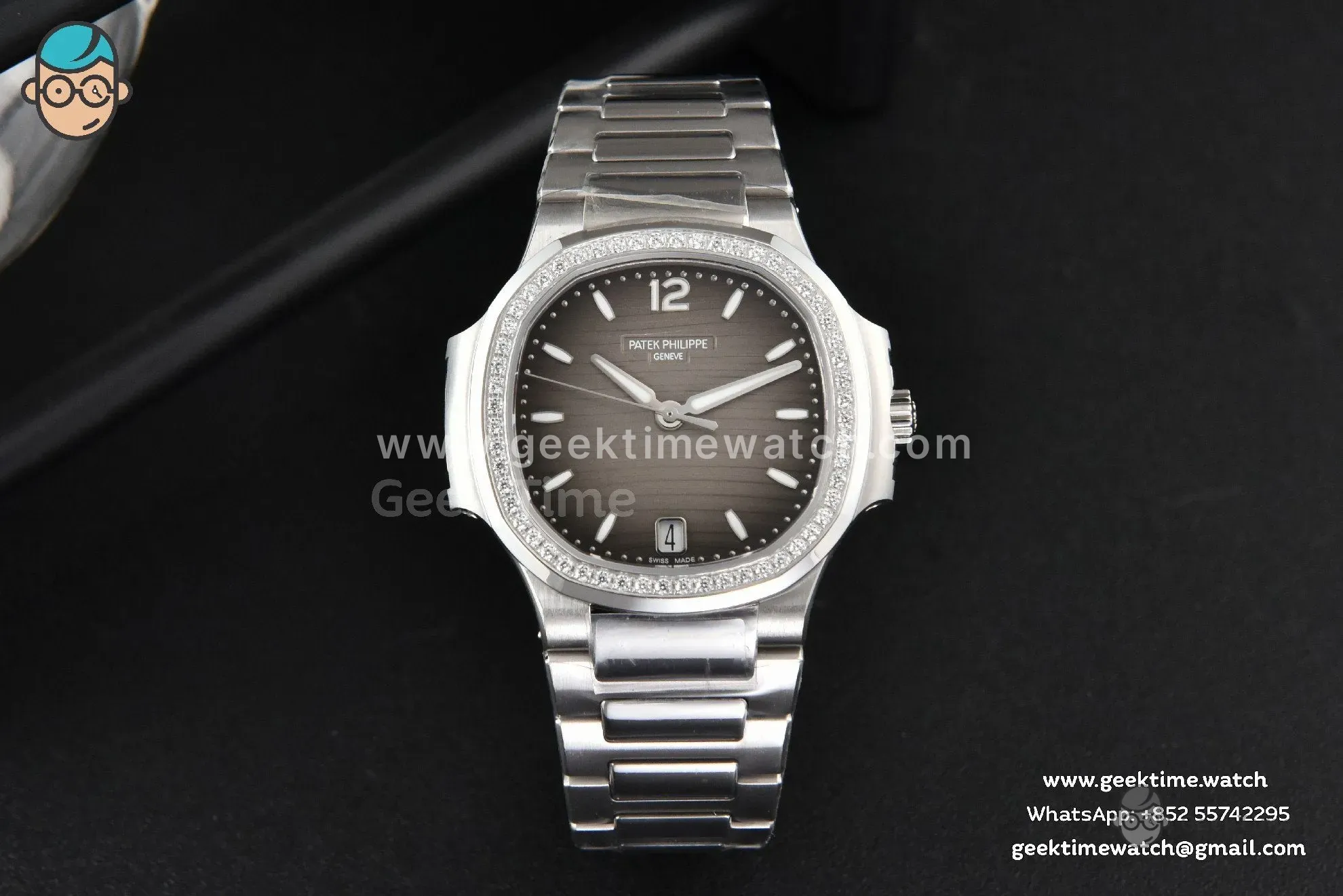 Nautilus 7118 Ladies 3KF 35mm Diamond Gray Dial SS Bracelet 324CS