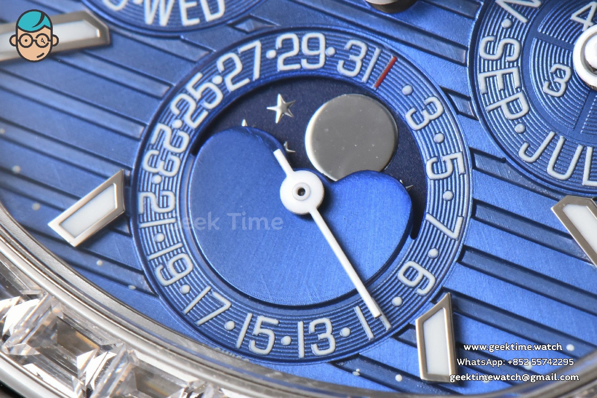 Nautilus 5740 40mm TWF Diamond Blue Dial SS Bracelet A240 - Image 6