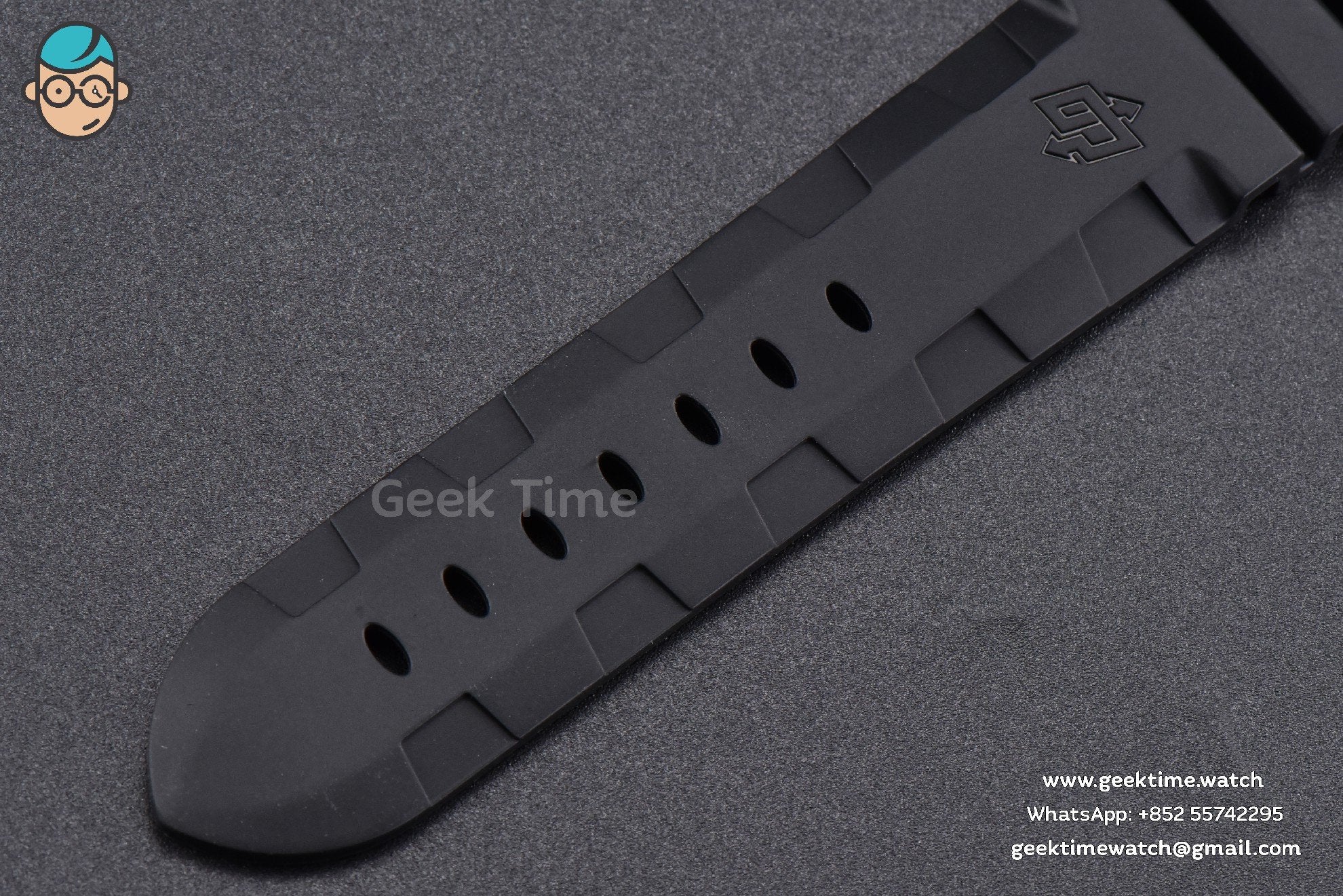 PAM1324 Carbotech 44mm GMT VSF Carbon Dial Black Rubber Strap P9011 - Image 30