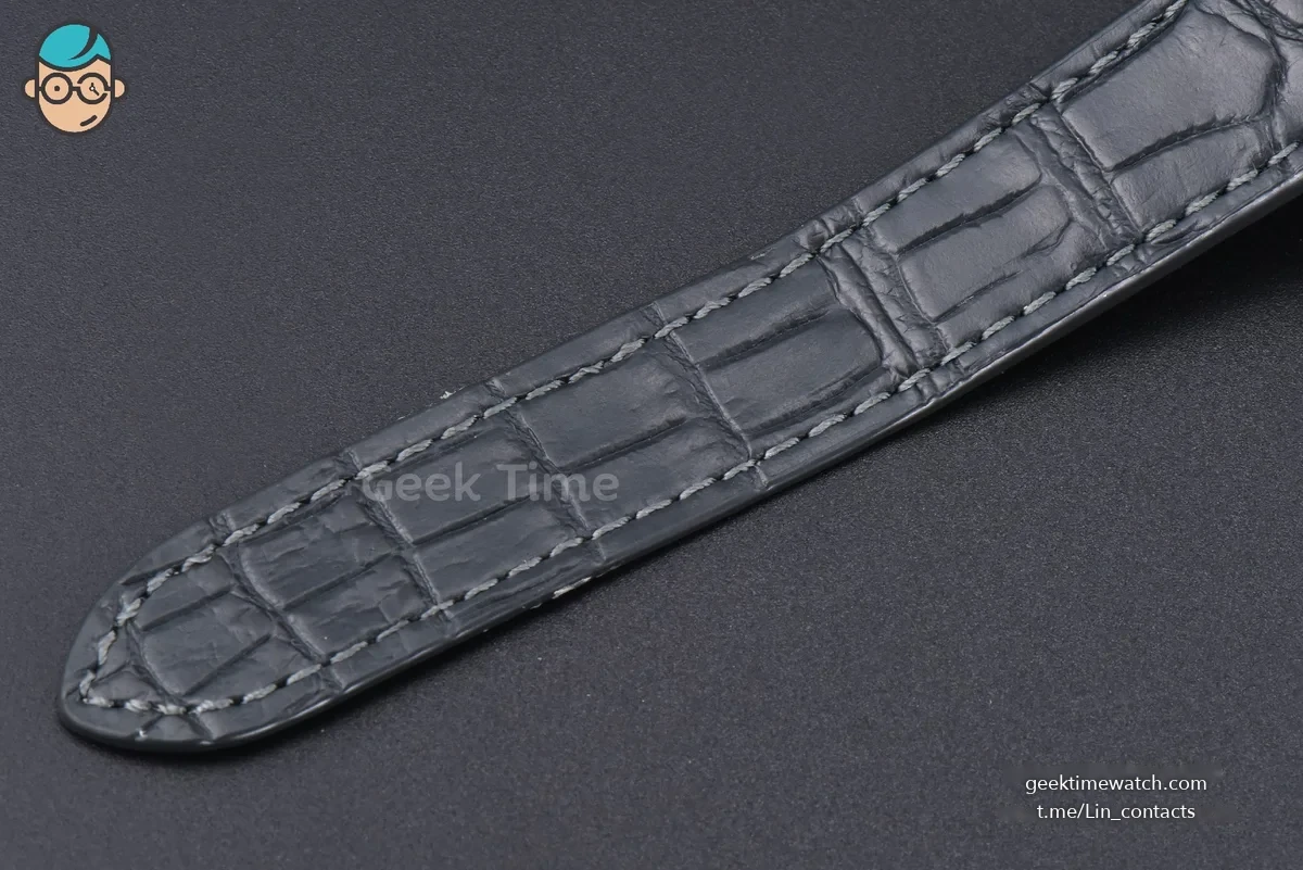 Santos de Cartier Medium 35mm SS AF Grey Dial Black Leather Strap MIYOTA 9015