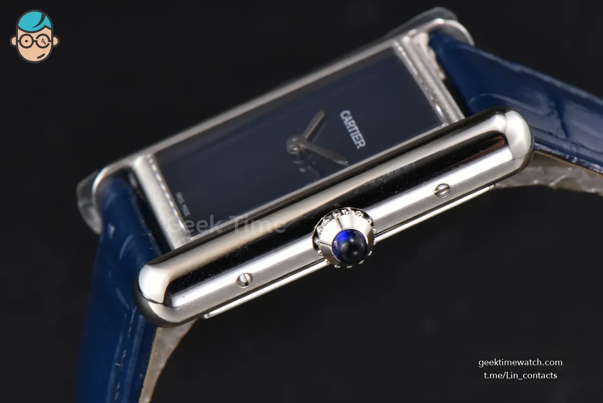 Tank Must Large 33.7×25.5mm K11F Blue Dial Blue Leather Strap Quartz