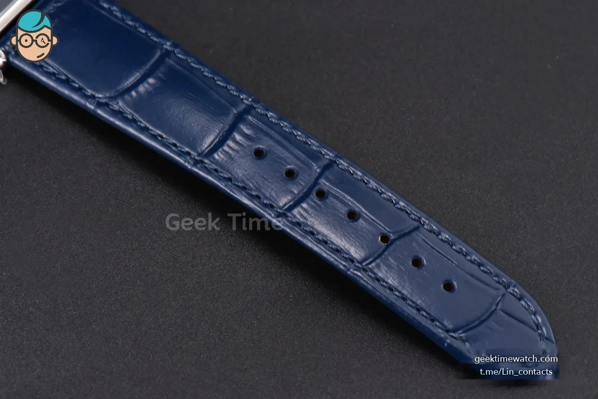 Tank Must Large 33.7×25.5mm K11F Blue Dial Blue Leather Strap Quartz