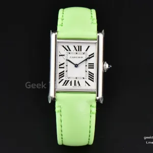 Tank Must Large 33.7×25.5mm K11F White Dial Green Smooth Calf Strap Quartz