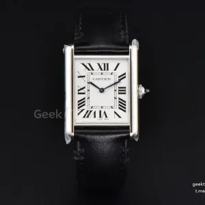 Tank Must Large 33.7×25.5mm K11F White Dial Smooth Black Strap Quartz
